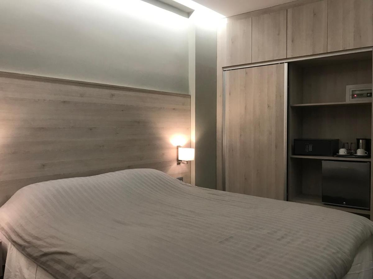 Plaza Hotel 나프팍토스 외부 사진